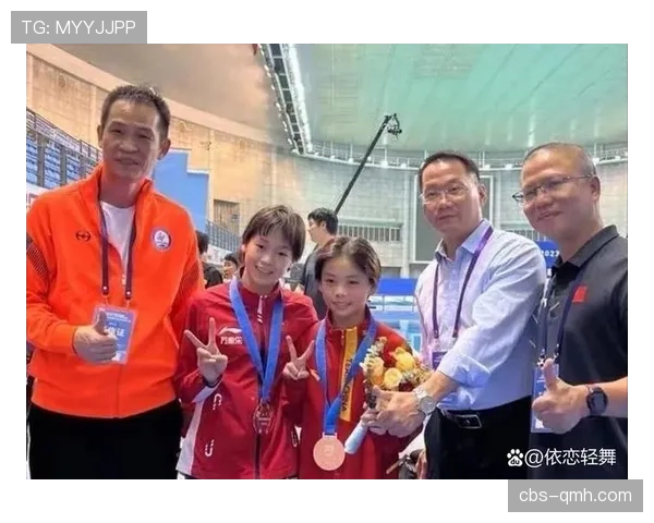 蒋林静训练完直接拎爱马仕去吃米其林，这姐的生活是真实存在的吗